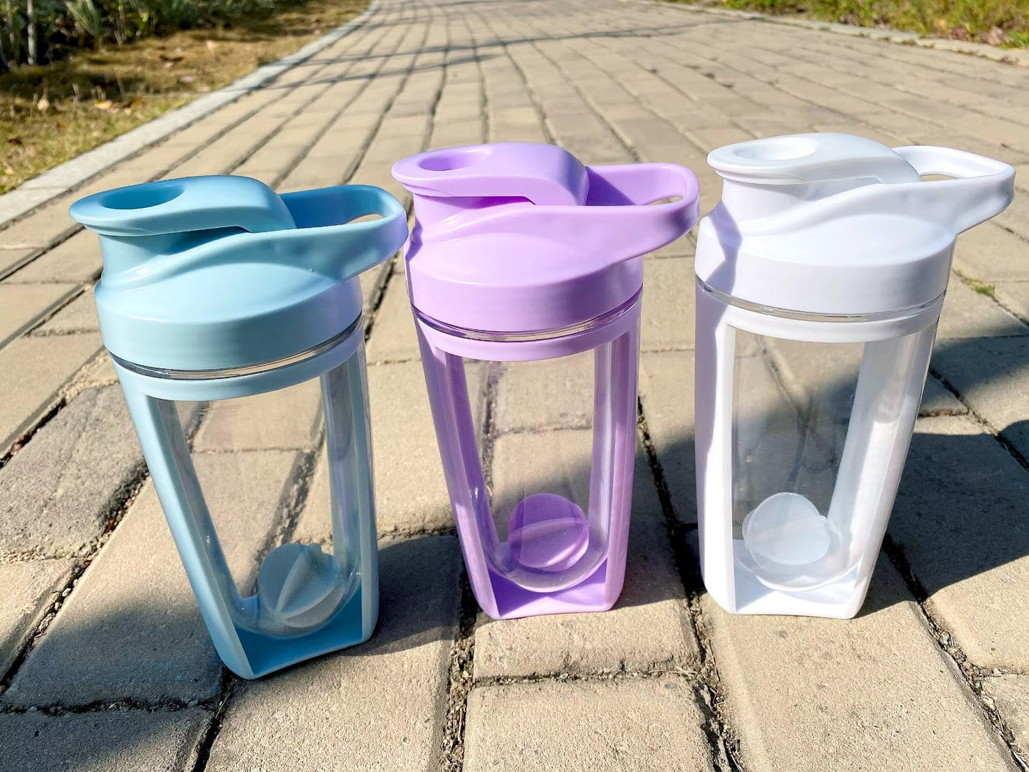 500ML Sports Protein Shaker Bottle, Leak-Proof Outdoor Travel Juice Cup